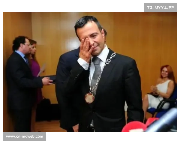 门德斯操作多笔转会,范-库珀伦促成津琴科交易